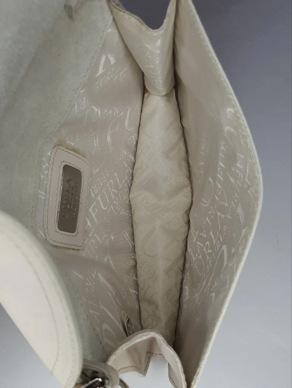 Furla Cream Leather Shoulder